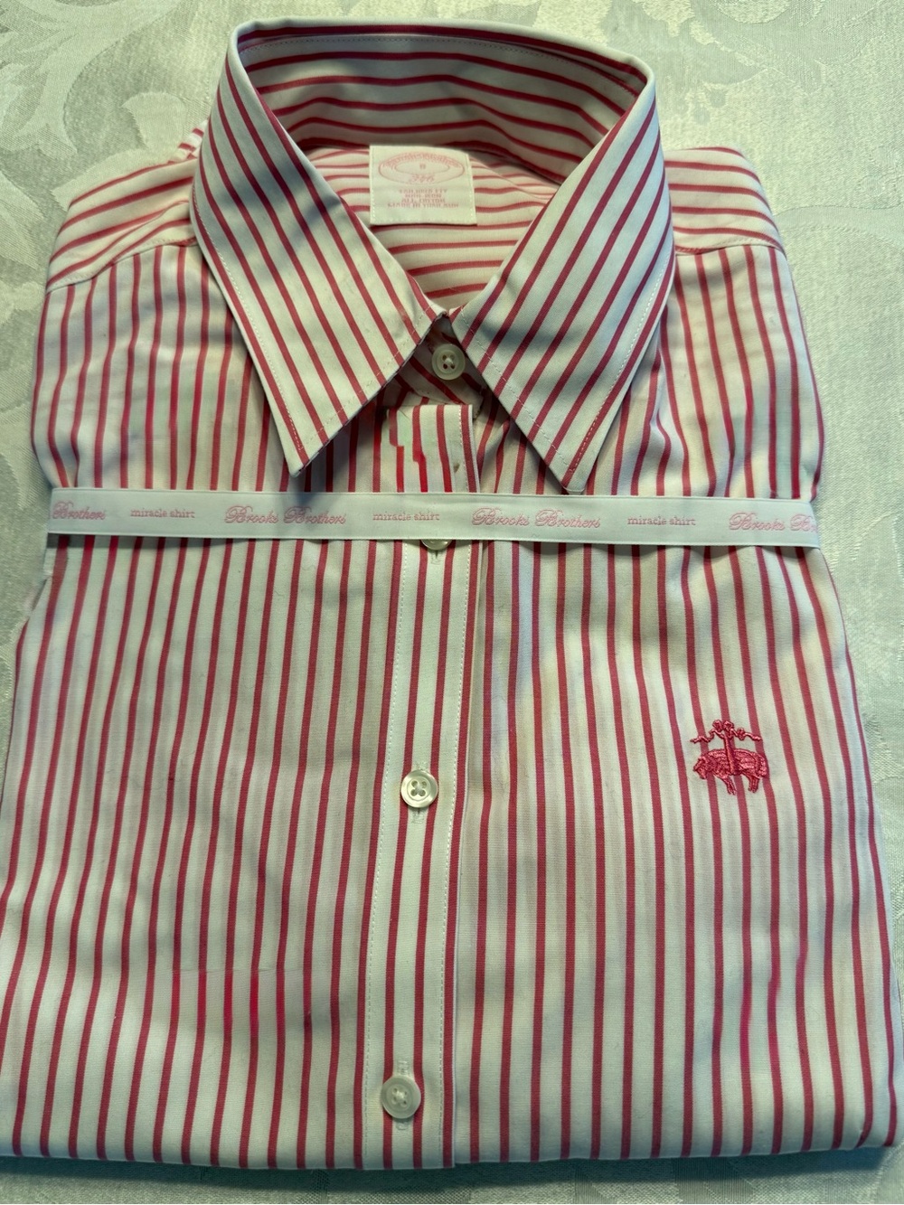 Brooks Brothers 346 White w/ Pink Stripe and Logo Shirt. NWT